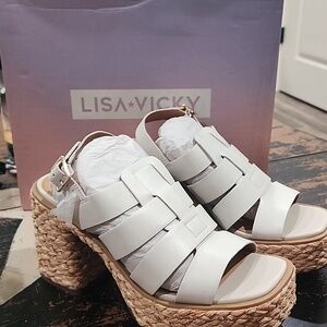 Lisa & Vicky Just-V White Leather Strappy Platform New In Box 9.5